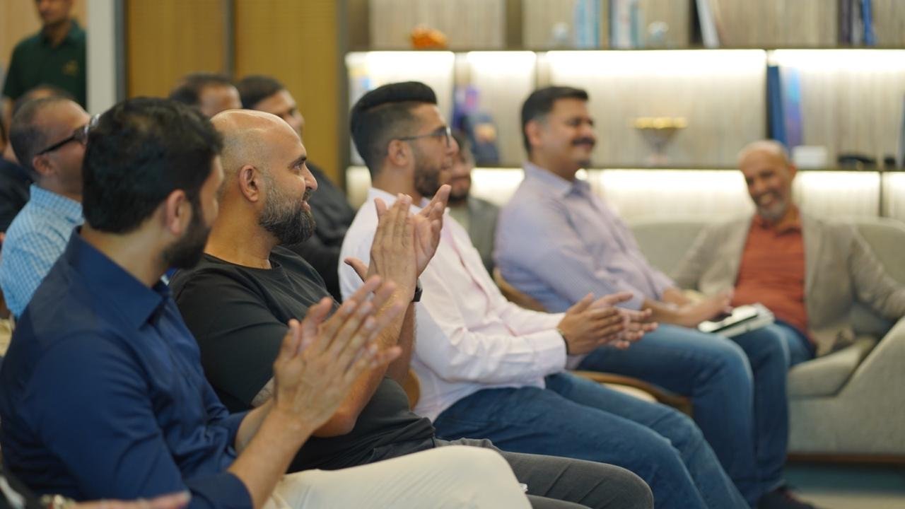 Photograph from How to Get Unstuck by Binod Shankar, 7 September 2024