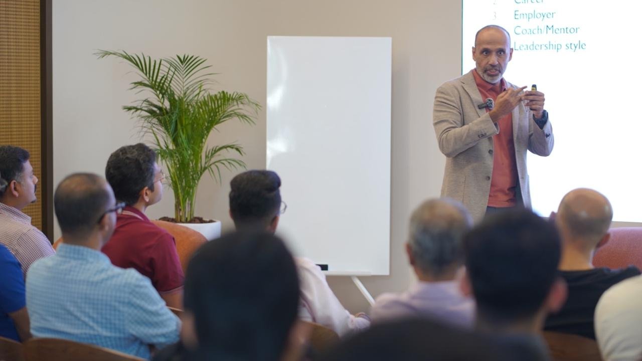 Photograph from How to Get Unstuck by Binod Shankar, 7 September 2024