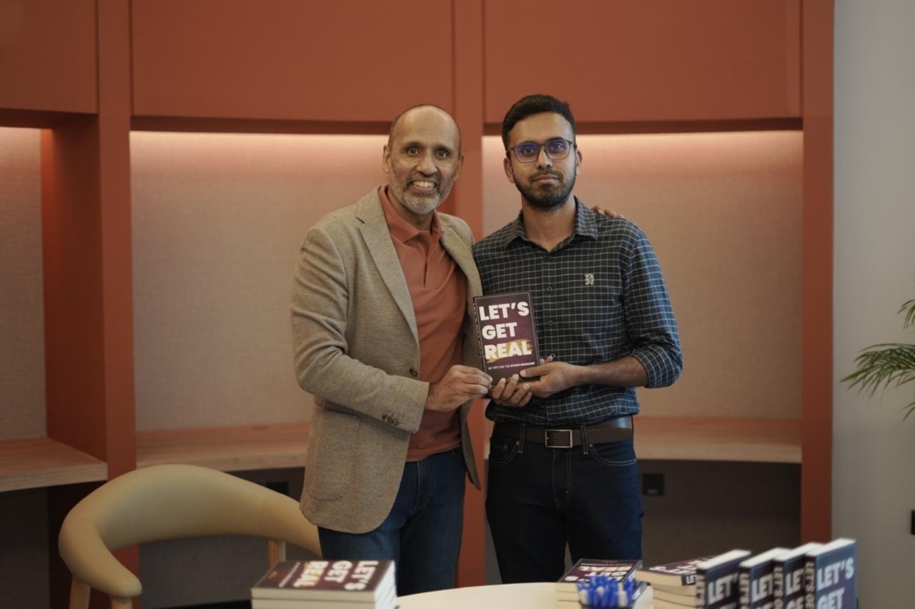 Photograph from How to Get Unstuck by Binod Shankar, 7 September 2024